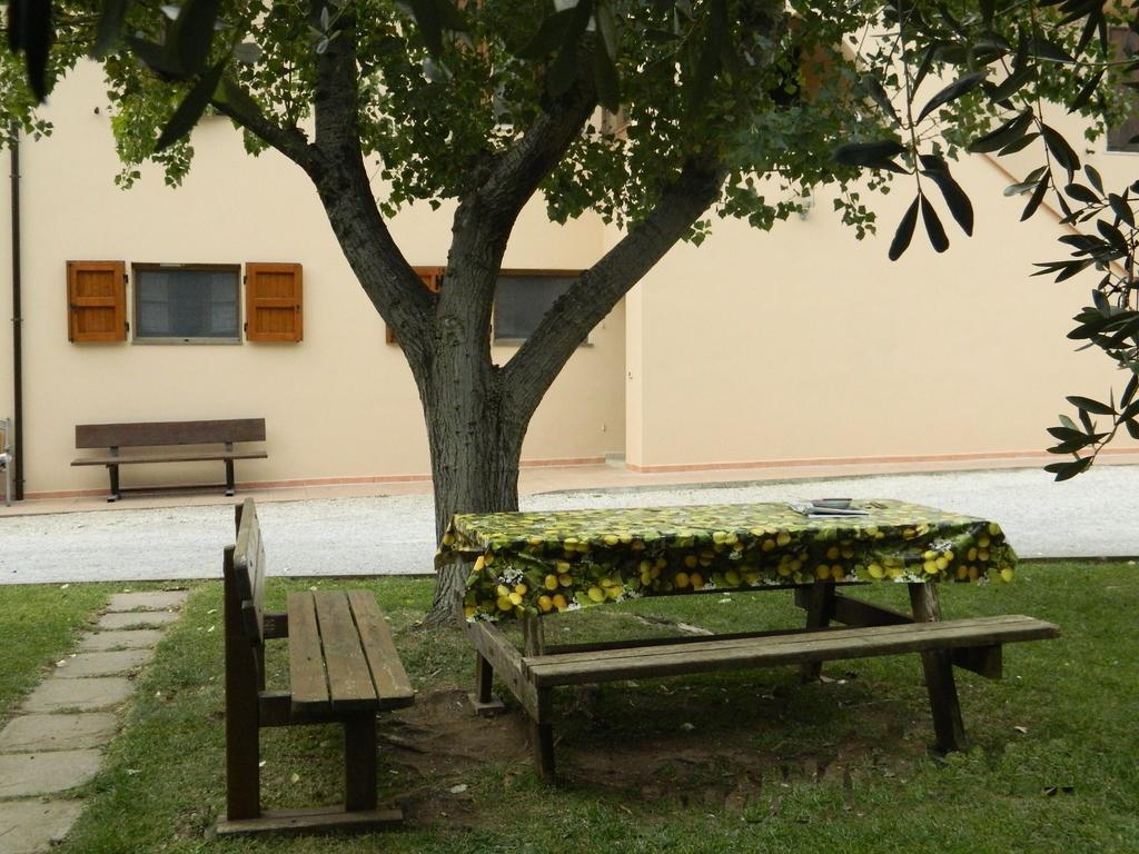 Podere Santo Signoretto San Vincenzo Buitenkant foto